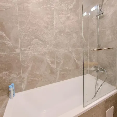 Riverside Exclusive Boekarest