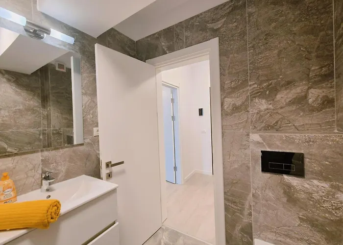 Riverside Exclusive Apartamento *